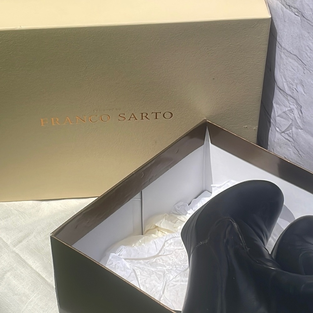 Women’s boots 8M by Franco Sarto